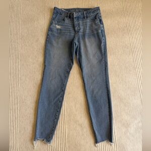 American Eagle Outfitters Light Blue Skinny Jeans